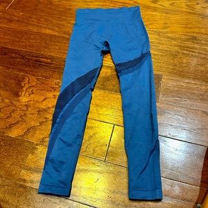 0 to 5 Blue Athletic Gym Workout Leggings Size Small